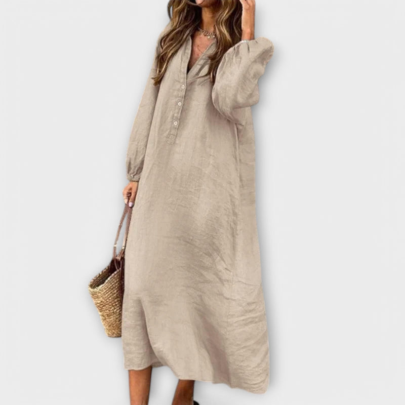 Linen dress with pointed neckline