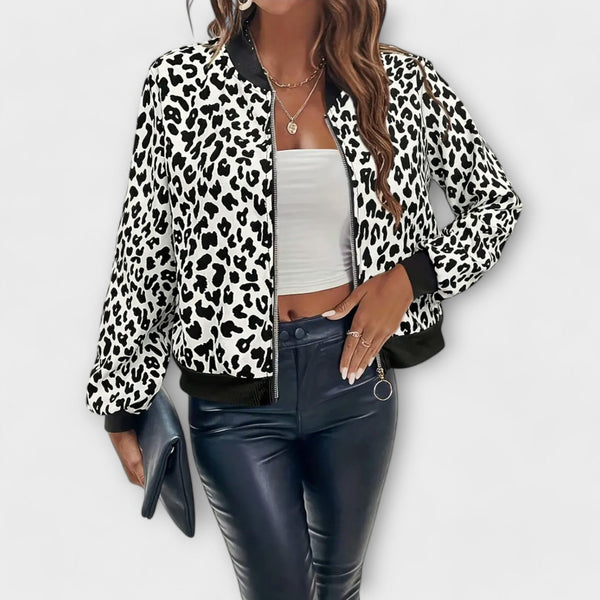 Leopard jacket with zipper closure