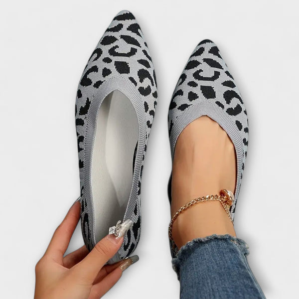 Leopard Patterned Pointed Flats