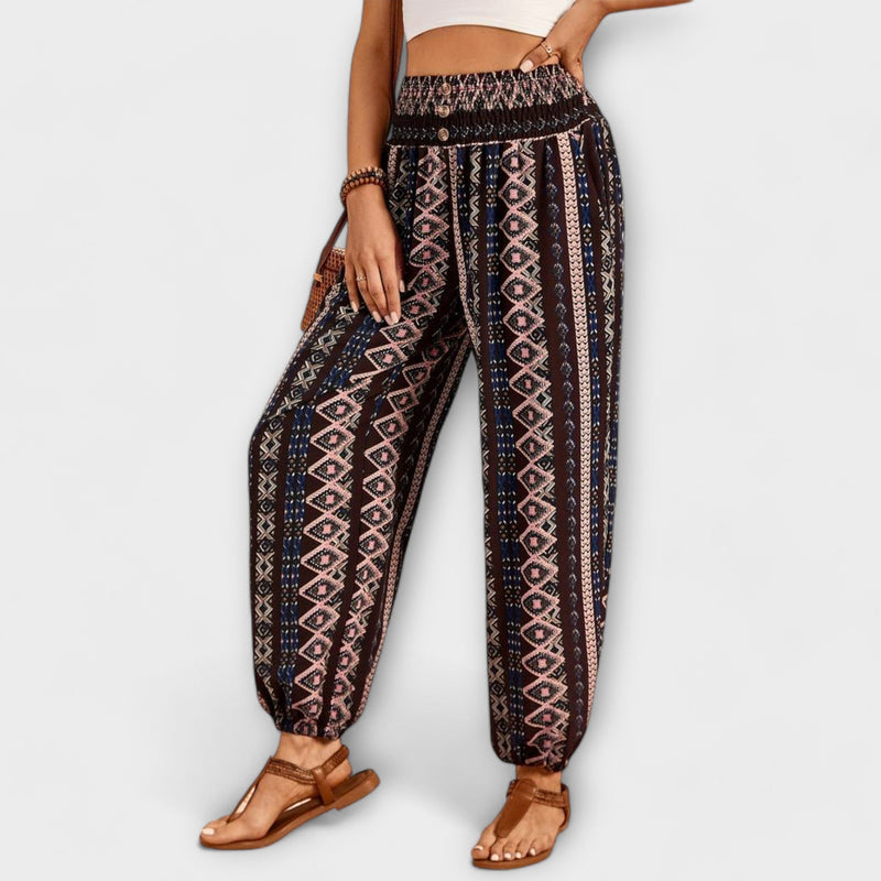 Scarlett - Trousers with ethnic graphics