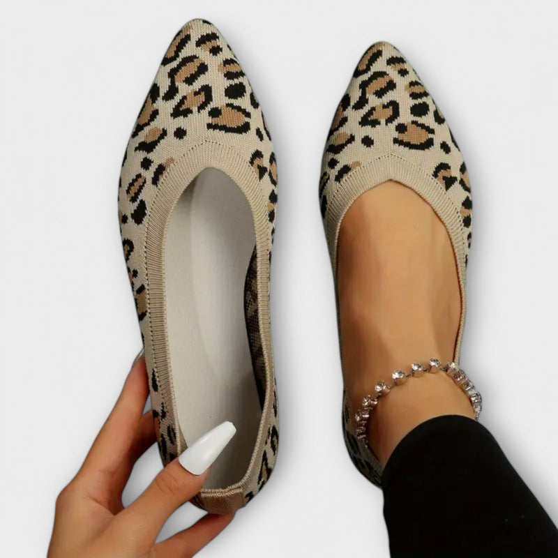 Leopard Patterned Pointed Flats