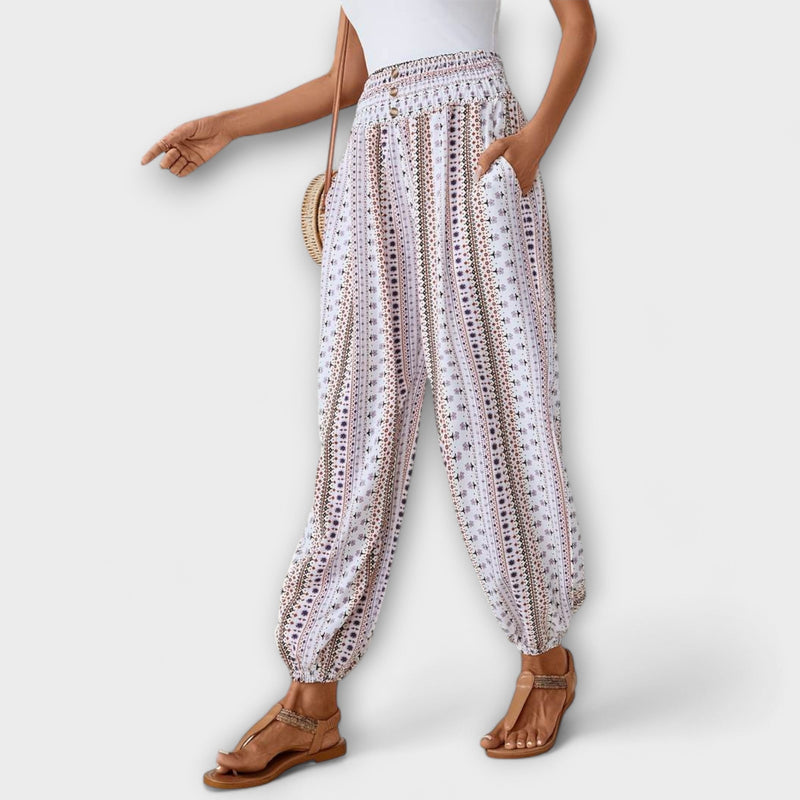 Scarlett - Trousers with ethnic graphics