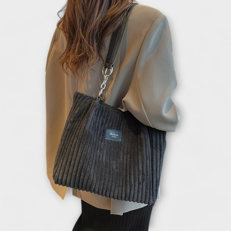 Flair. - Soft corduroy shoulder bag