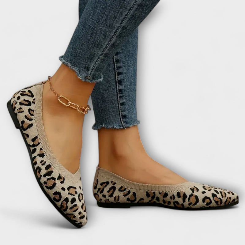 Leopard Patterned Pointed Flats