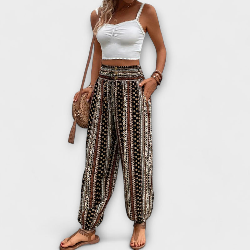 Scarlett - Trousers with ethnic graphics