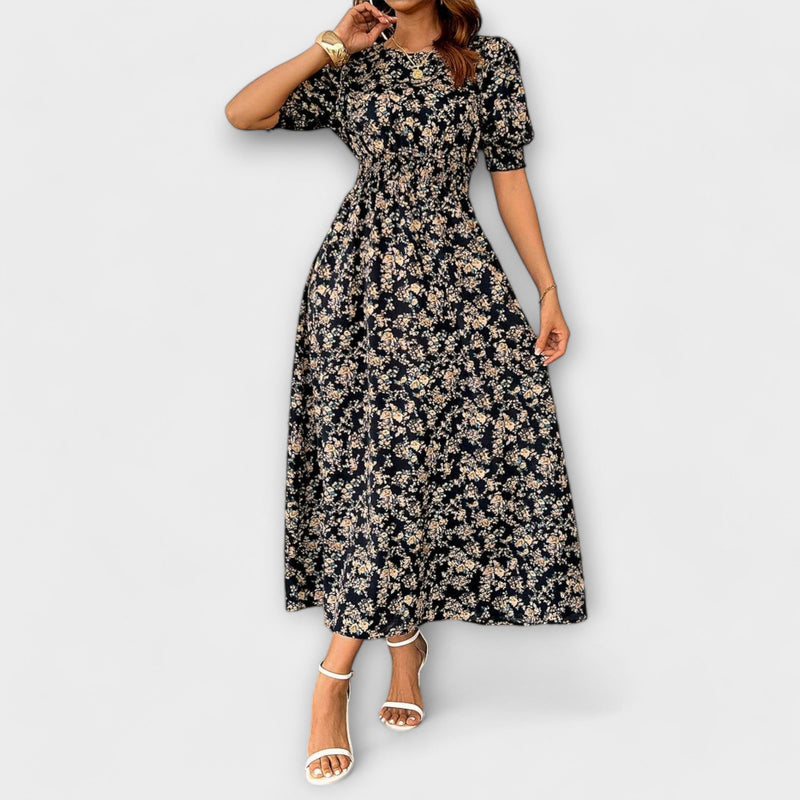 Amelia - Dress with round neckline