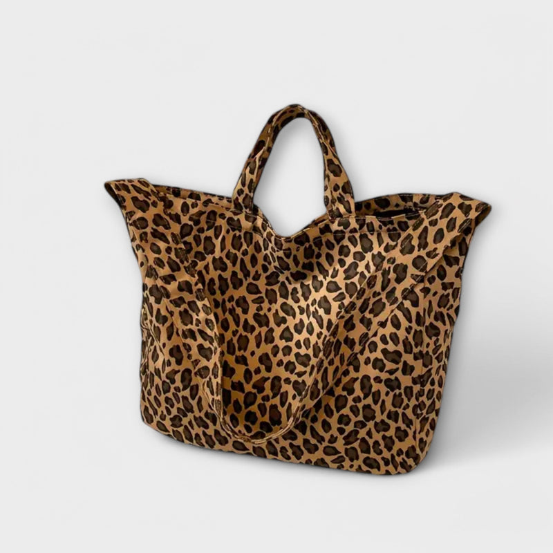 Flair. - Stylish bag in leopard print